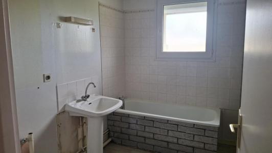For sale Calonne-ricouart 3 rooms 67 m2 Pas de calais (62470) photo 3