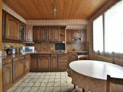 For sale CHOLET RSIDENTIEL 6 rooms 157 m2 Maine et loire (49300) photo 1