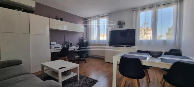 For sale 3 rooms 61 m2 Vaucluse (84700) photo 1