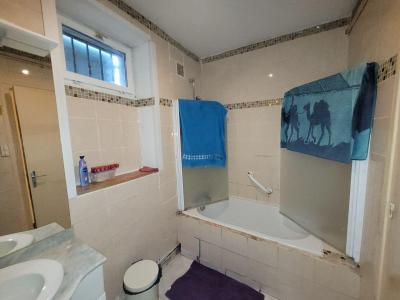 For sale HAMEAU 7 rooms 106 m2 Cher (18270) photo 4