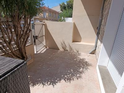 For sale RIVE GAUCHE 2 rooms 35 m2 Gard (30240) photo 2