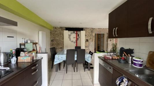 For sale 5 rooms 122 m2 Puy de dome (63300) photo 2