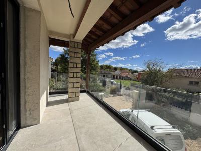 For sale 3 rooms 80 m2 Bouches du Rhone (13380) photo 0