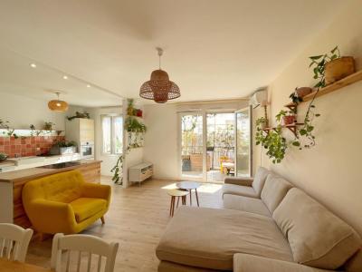 For rent Lyon-8eme-arrondissement 3 rooms 71 m2 Rhone (69008) photo 2