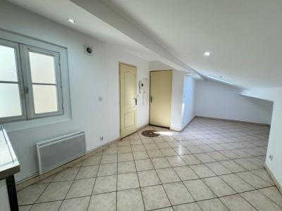 For rent Marseille-1er-arrondissement 1 room 14 m2 Bouches du Rhone (13001) photo 0