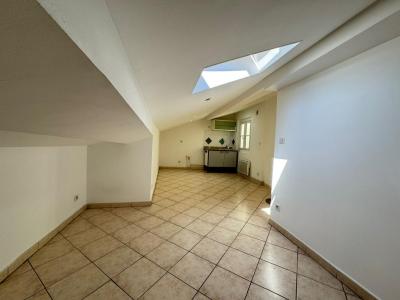 For rent Marseille-1er-arrondissement 1 room 14 m2 Bouches du Rhone (13001) photo 1