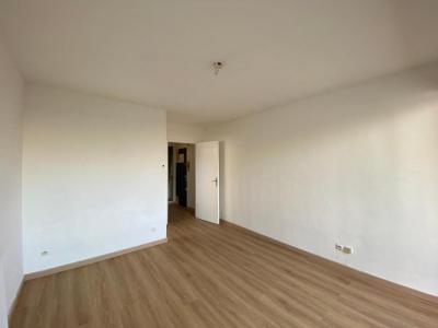 For rent Nimes 1 room 22 m2 Gard (30000) photo 1