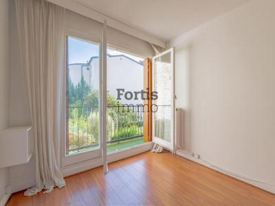 For sale Paris-20eme-arrondissement 2 rooms 41 m2 Paris (75020) photo 2