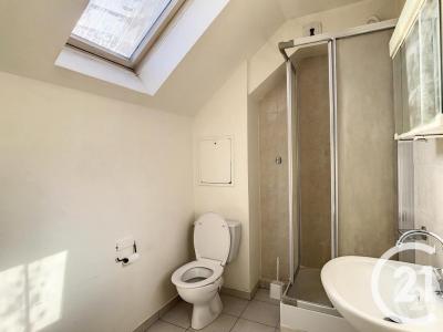 Louer Appartement Thiais 720 euros