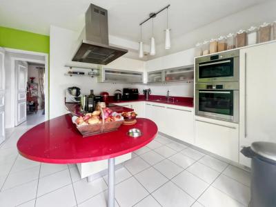 For sale Notre-dame-d'oe 5 rooms 170 m2 Indre et loire (37390) photo 4