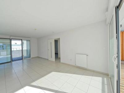 For sale Toulouse 3 rooms 70 m2 Haute garonne (31200) photo 2
