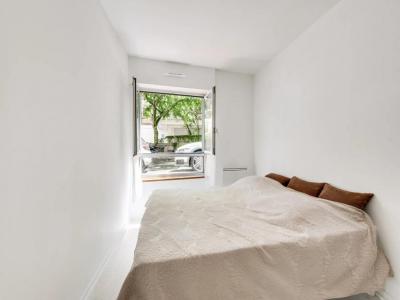 For sale Issy-les-moulineaux 4 rooms 87 m2 Hauts de Seine (92130) photo 4