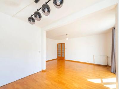Acheter Appartement 92 m2 Montigny-le-bretonneux
