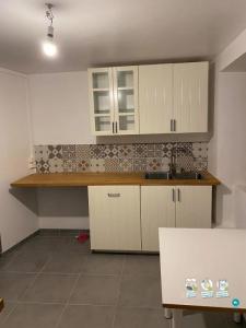 For rent Seine-port 4 rooms 95 m2 Seine et marne (77240) photo 2