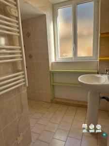 For rent Vallon-pont-d'arc 3 rooms 65 m2 Ardeche (07150) photo 4