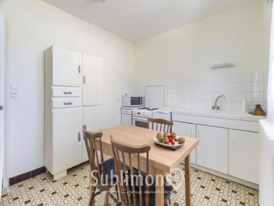 For sale Vannes 8 rooms 144 m2 Morbihan (56000) photo 2