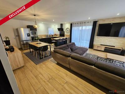 For sale Cholet 6 rooms 103 m2 Maine et loire (49300) photo 1