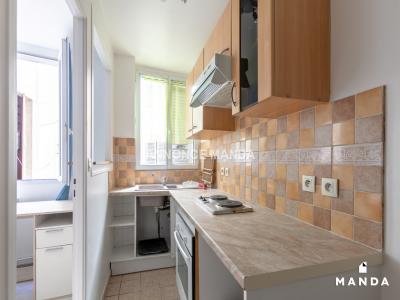 Louer Appartement 17 m2 Paris-11eme-arrondissement
