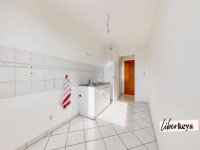 For sale Dijon 3 rooms 60 m2 Cote d'or (21000) photo 3