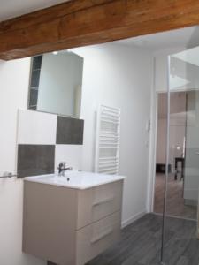 For rent Saint-andre-de-cubzac 2 rooms 36 m2 Gironde (33240) photo 4