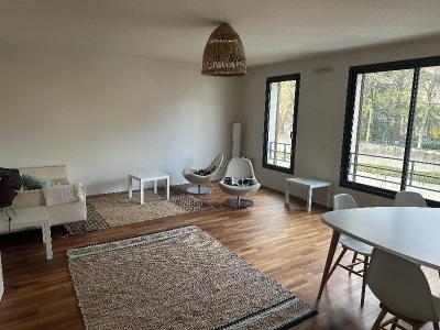 For rent Bordeaux 3 rooms 78 m2 Gironde (33200) photo 1