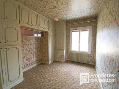 For sale Mehun-sur-yevre 5 rooms 91 m2 Cher (18500) photo 4