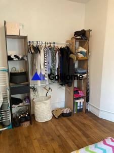Louer Appartement Paris-12eme-arrondissement 1008 euros