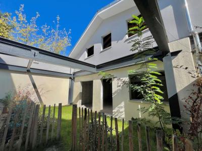 For sale Bordeaux 4 rooms 117 m2 Gironde (33000) photo 1