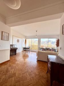 Louer Appartement 80 m2 Marseille-10eme-arrondissement