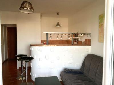 Louer Appartement 26 m2 Marseille-10eme-arrondissement