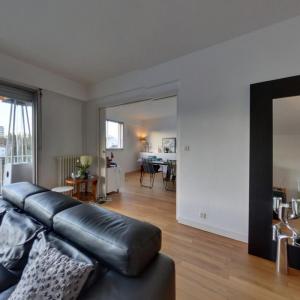 For rent Nantes 8 rooms 218 m2 Loire atlantique (44000) photo 1