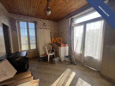 For sale Aubenas 4 rooms 77 m2 Ardeche (07200) photo 2