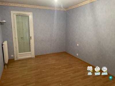 Louer Appartement 72 m2 Montlucon