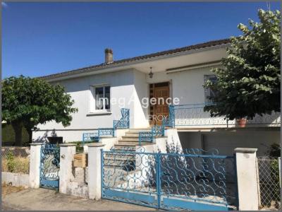 For sale Tonneins 3 rooms 88 m2 Lot et garonne (47400) photo 0