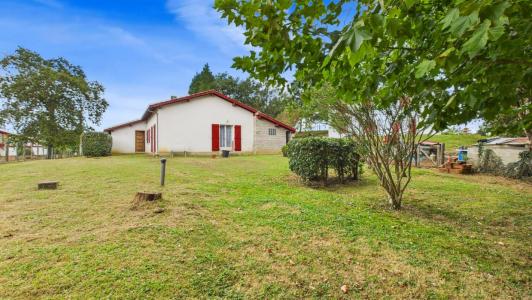 For sale Saint-pee-sur-nivelle 5 rooms 106 m2 Pyrenees atlantiques (64310) photo 2