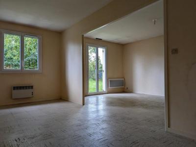 For sale Ainay-le-chateau 4 rooms 85 m2 Allier (03360) photo 2