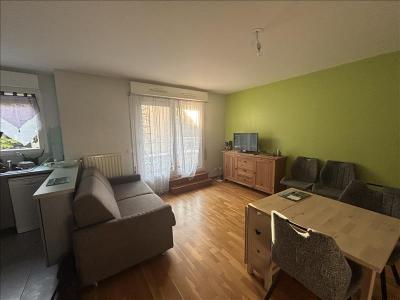 For rent Chennevieres-sur-marne 2 rooms 42 m2 Val de Marne (94430) photo 1
