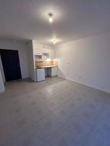 For rent Saint-sebastien-sur-loire 2 rooms 41 m2 Loire atlantique (44230) photo 1