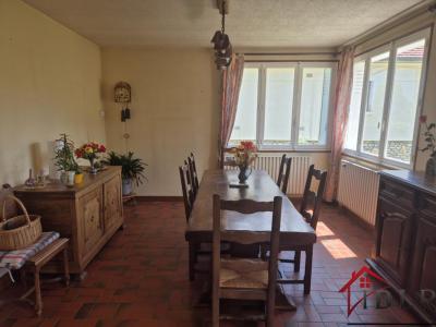 Acheter Maison 138 m2 Roches-sur-marne
