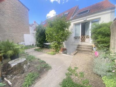 For sale Vichy 3 rooms 57 m2 Allier (03200) photo 2