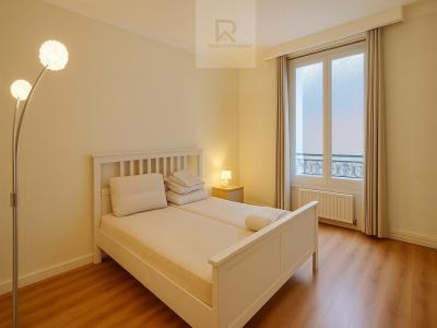 For sale Paris-16eme-arrondissement 2 rooms 45 m2 Paris (75016) photo 1