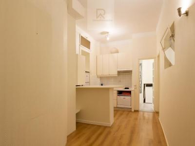 For sale Paris-16eme-arrondissement 2 rooms 45 m2 Paris (75016) photo 2