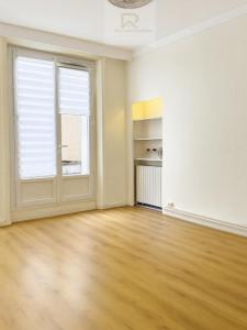 For sale Paris-16eme-arrondissement 2 rooms 45 m2 Paris (75016) photo 3
