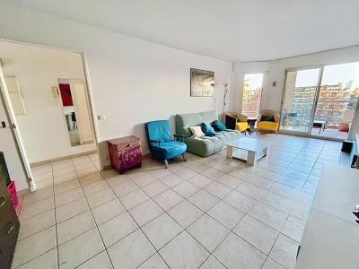 For sale Nice 3 rooms 61 m2 Alpes Maritimes (06200) photo 2