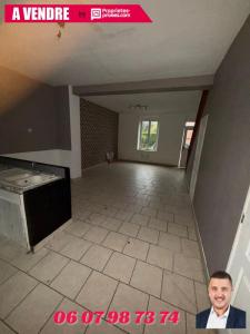 For sale Hirson 1 room 70 m2 Aisne (02500) photo 1