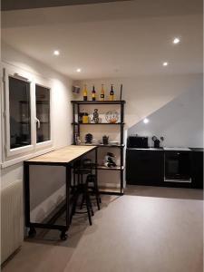 Annonce Location 2 pices Appartement Paris-18eme-arrondissement 75