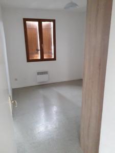 Louer Appartement Puiseux-en-france 760 euros