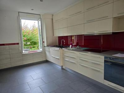 For sale Abrest 4 rooms 72 m2 Allier (03200) photo 2
