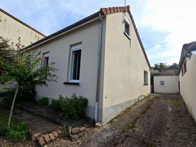 For sale Abrest 4 rooms 72 m2 Allier (03200) photo 3