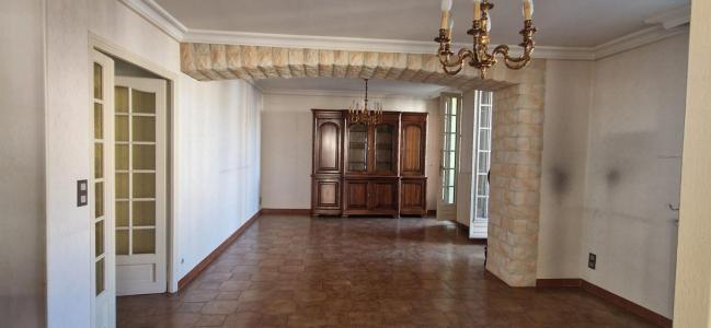 Annonce Vente 8 pices Maison Roujan 34